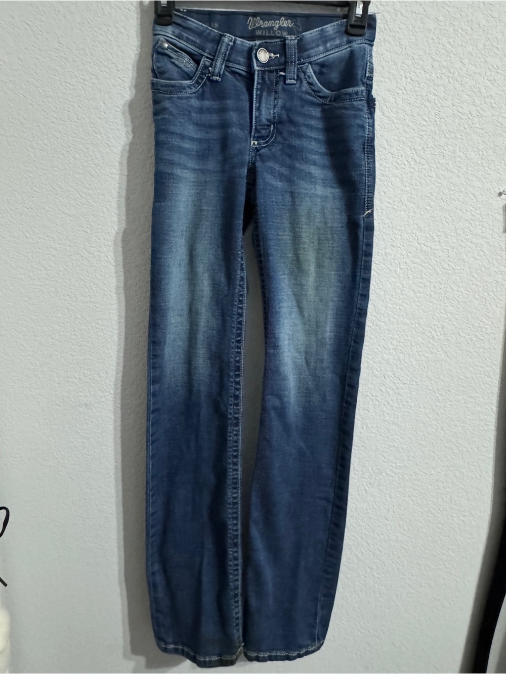 Wrangler Women's Straight Leg Jeans in Medium Blue Wash